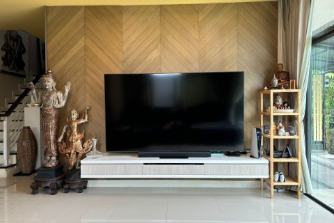 Casa de 4 dormitorios en Bangkok, Tailandia № 157767 - foto 30