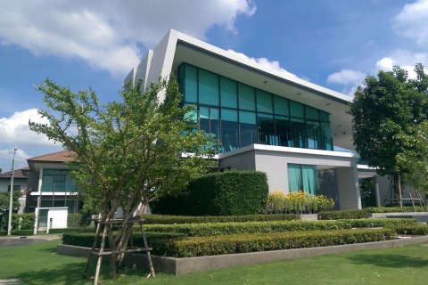 Casa de 4 dormitorios en Bangkok, Tailandia № 157767 - foto 21
