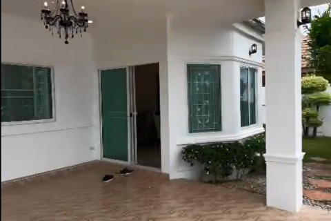 Casa de 3 dormitorios en Pattaya, Tailandia № 157764 - foto 5