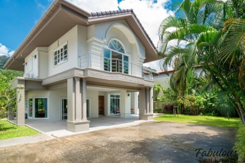 Chalet de 3 dormitorios en Kamala, Tailandia № 179276 - foto 2