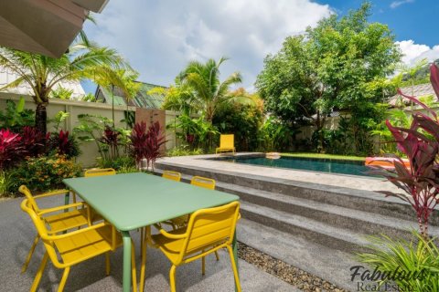 Chalet de 3 dormitorios en Kamala, Tailandia № 179276 - foto 19