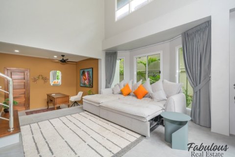 Chalet de 3 dormitorios en Kamala, Tailandia № 179276 - foto 26