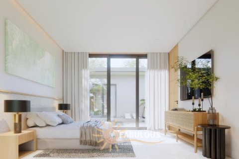 Chalet de 4 dormitorios en Chalong, Tailandia № 179273 - foto 2