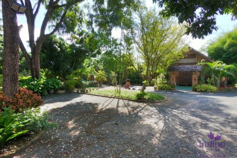 House in Chiang Mai, Thailand 5 bedrooms № 162568 - photo 3