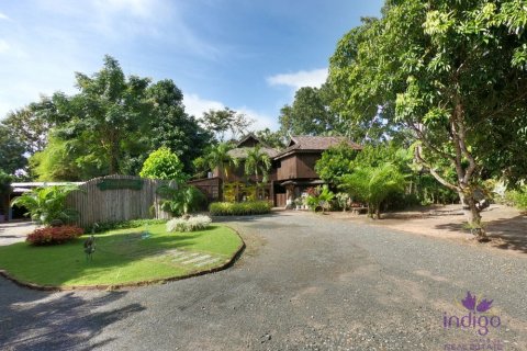 House in Chiang Mai, Thailand 5 bedrooms № 162568 - photo 5