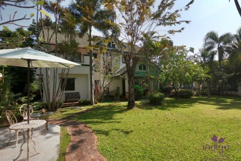 Casa de 5 dormitorios en Chiang Mai, Tailandia № 162566
