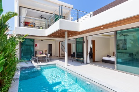 Villa in Pattaya, Thailand 4 bedrooms № 162706 - photo 4