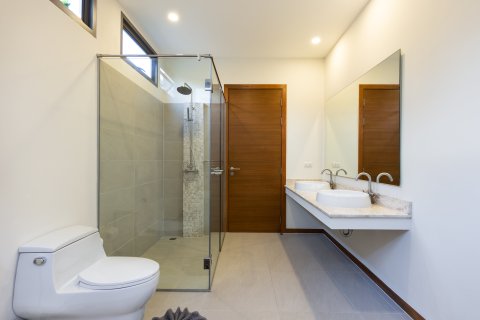 Villa in Pattaya, Thailand 4 bedrooms № 162706 - photo 15