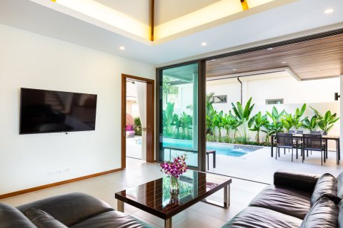 Villa in Pattaya, Thailand 4 bedrooms № 162706 - photo 8