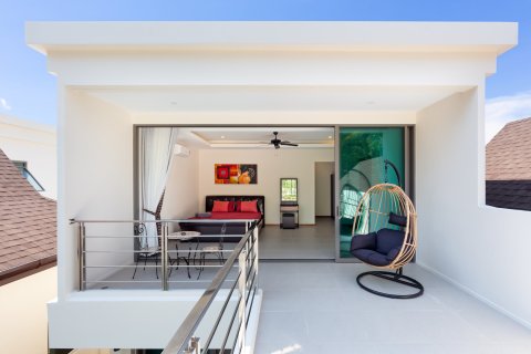 Villa in Pattaya, Thailand 4 bedrooms № 162706 - photo 21