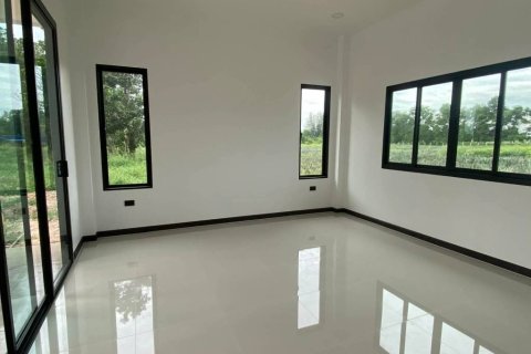 Chalet de 3 dormitorios en Pran Buri, Tailandia № 162899 - foto 7