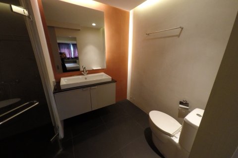 Condominio de 2 dormitorios en Bangkok, Tailandia № 143742 - foto 12