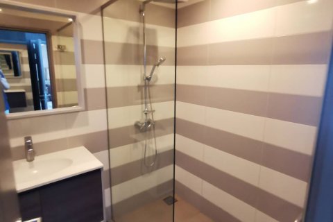 Condo in Bangkok, Thailand, 2 bedrooms № 143745 - photo 6