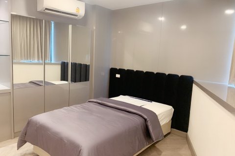 Condominio de 3 dormitorios en Bangkok, Tailandia № 143741 - foto 13