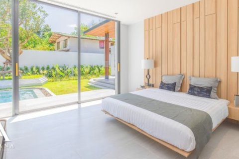 Chalet de 4 dormitorios en Phuket, Tailandia № 191167 - foto 9