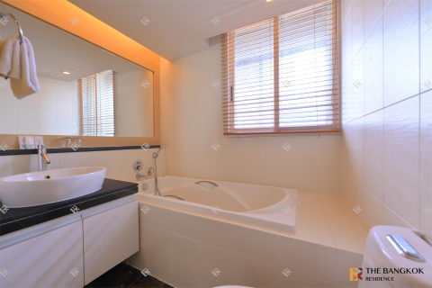 Eigentumswohnung in Bangkok, Thailand, 3 Schlafzimmer № 190006 - Foto 3