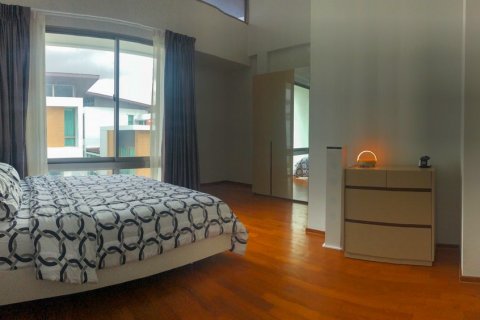 Casa de 3 dormitorios en Bangkok, Tailandia № 65528 - foto 15