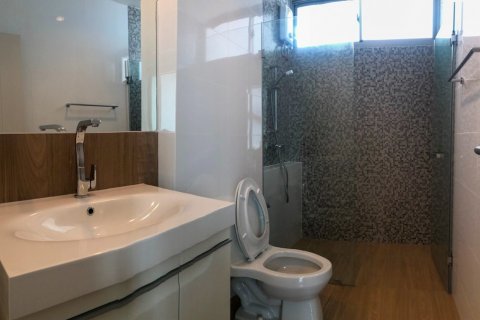 Casa de 3 dormitorios en Bangkok, Tailandia № 65528 - foto 19