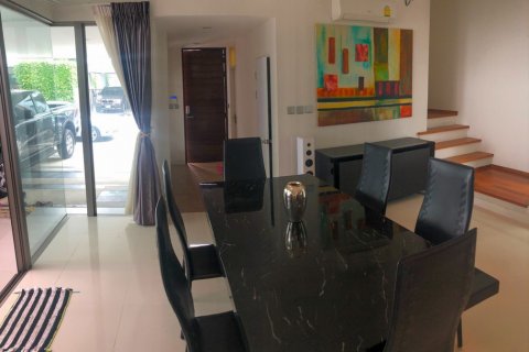 Casa de 3 dormitorios en Bangkok, Tailandia № 65528 - foto 5