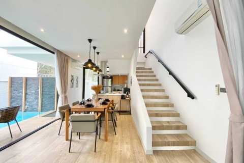 Chalet de 3 dormitorios en Phuket, Tailandia № 165896 - foto 27