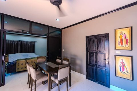 Casa de 5 dormitorios en Pran Buri, Tailandia № 146956 - foto 4