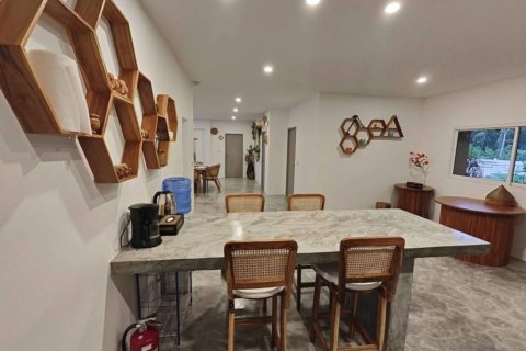 Chalet de 4 dormitorios en Surat Thani, Tailandia № 146953 - foto 10