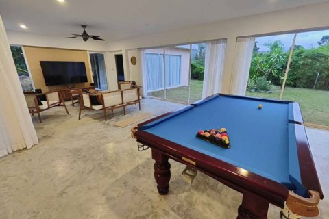 Chalet de 4 dormitorios en Surat Thani, Tailandia № 146953 - foto 8