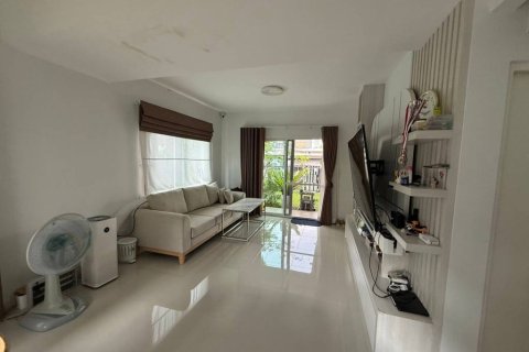 Casa de 3 dormitorios en Chiang Rai, Tailandia № 146952 - foto 3