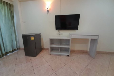 Local comercial 2080 m2 en Pattaya, Tailandia № 172800 - foto 10