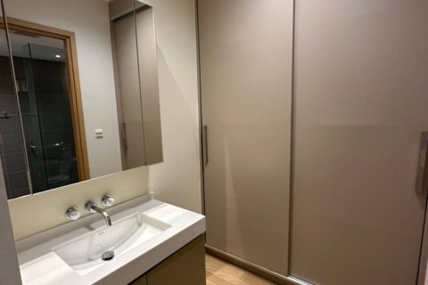Condominio de 2 dormitorios en Khlong Toei, Bangkok, Tailandia № 172797 - foto 7