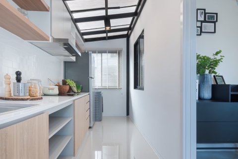 Casa de 4 dormitorios en Bang Lamung, Tailandia № 157603 - foto 17