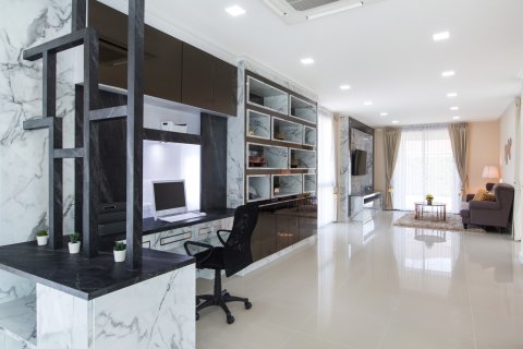 Estudio en Bang Lamung, Tailandia № 157606 - foto 16