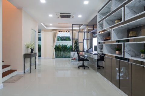 Estudio en Bang Lamung, Tailandia № 157606 - foto 14