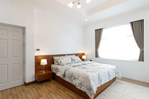 Casa de 6 dormitorios en Chiang Mai, Tailandia № 162838 - foto 10
