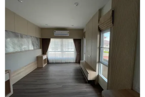 Casa de 3 dormitorios en Chiang Mai, Tailandia № 162833 - foto 8