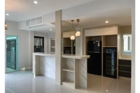 Casa de 3 dormitorios en Chiang Mai, Tailandia № 162833 - foto 2