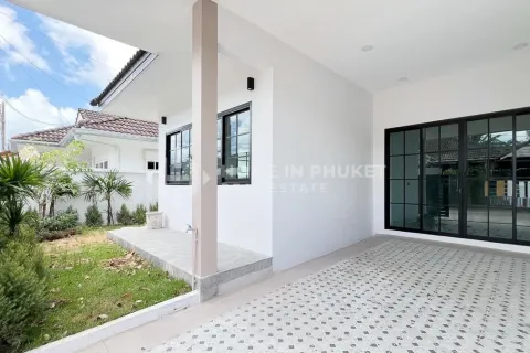 Haus in Chalong, Thailand 3 Schlafzimmer № 160137 - Foto 2