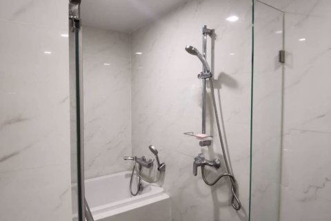 Condominio de 1 dormitorio en Yan Nawa, Bangkok, Tailandia № 47892 - foto 14