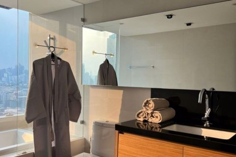 Condominio de 2 dormitorios en Watthana, Bangkok, Tailandia № 47891 - foto 7