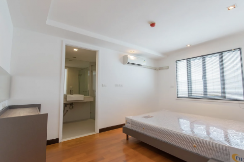 Condominio de 3 dormitorios en Watthana, Bangkok, Tailandia № 47897 - foto 12