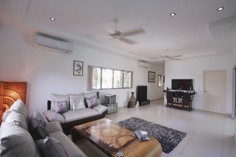 Casa de 2 dormitorios en Hua Hin, Tailandia № 66735 - foto 18
