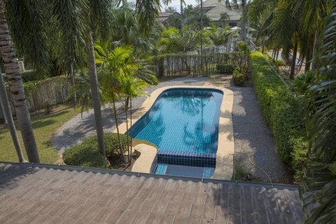 Casa de 4 dormitorios en Hua Hin, Tailandia № 66736 - foto 2