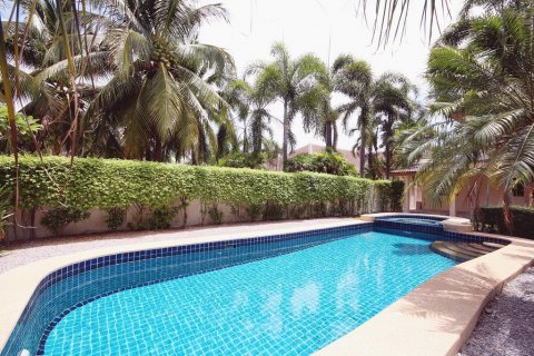 Casa de 4 dormitorios en Hua Hin, Tailandia № 66736 - foto 5