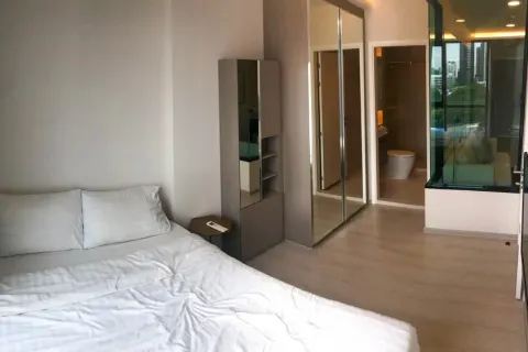 Estudio en el condominio en Khlong Toei, Bangkok, Tailandia № 159669 - foto 7