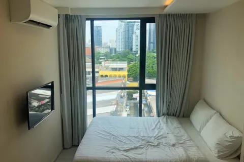 Estudio en el condominio en Khlong Toei, Bangkok, Tailandia № 159669 - foto 6
