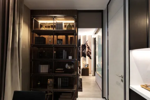 Estudio en el condominio en Watthana, Bangkok, Tailandia № 159673 - foto 7