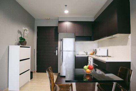 Condominio de 2 dormitorios en Bangkok, Tailandia № 143876 - foto 8