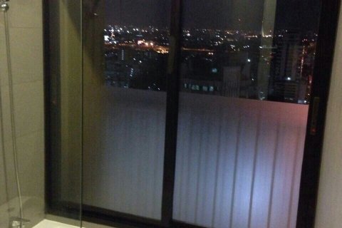 Condominio de 2 dormitorios en Phaya Thai, Bangkok, Tailandia № 143879 - foto 11