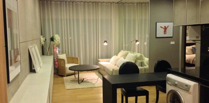 Condominio de 2 dormitorios en Phaya Thai, Bangkok, Tailandia № 143879