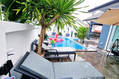 Casa de 3 dormitorios en Pattaya, Tailandia № 116831 - foto 6